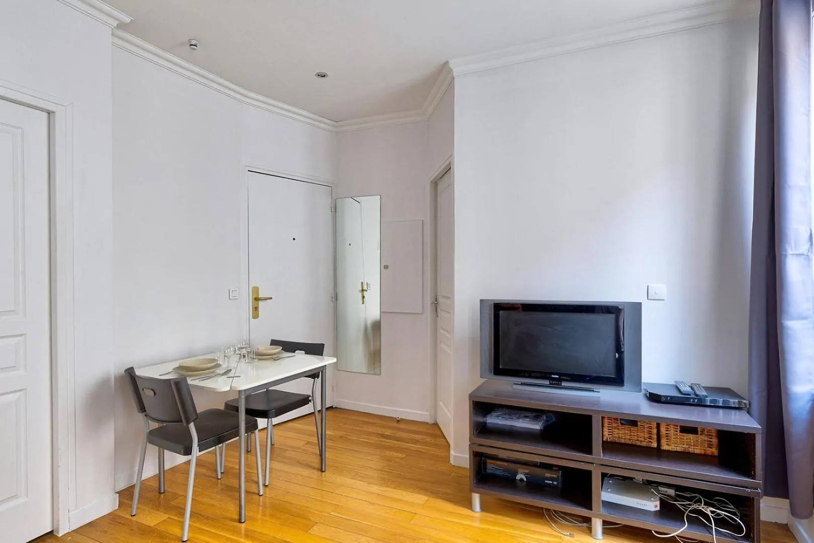 316 Suite Biot 6 - Superb Apartment In Paris France